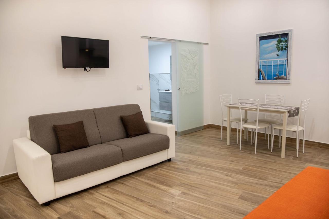 Beltrani Rent Rooms ภายนอก รูปภาพ