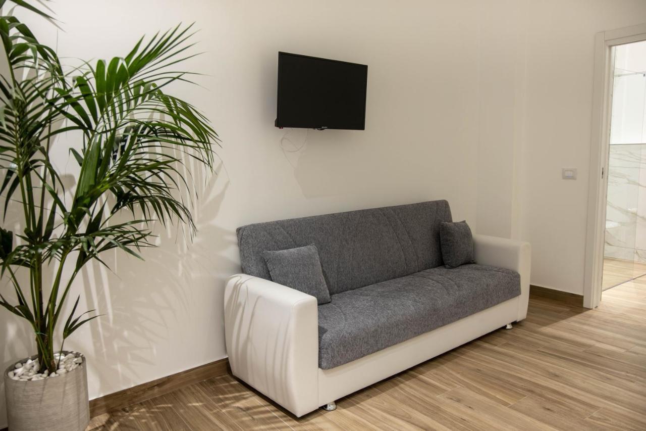 Beltrani Rent Rooms ภายนอก รูปภาพ